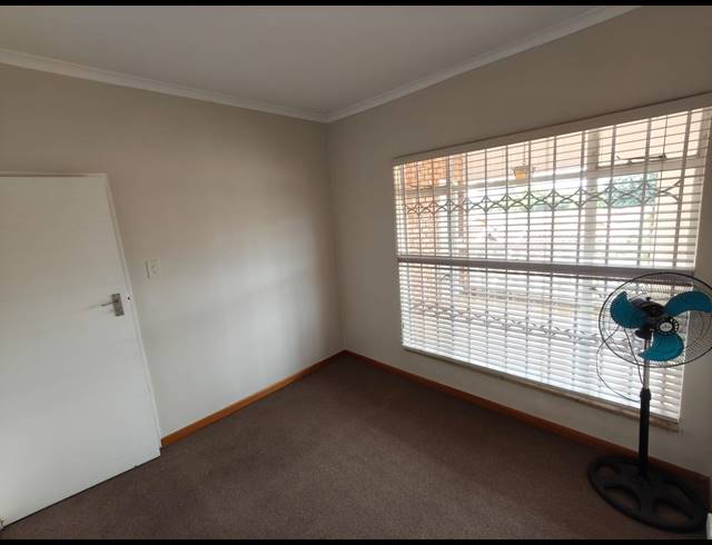 3 BEDROOM TOWNHOUSE FOR SALE IN SAFARI GARDENS